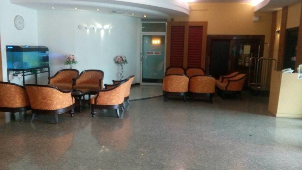 Bp Grand Suite Hotel Hat Yai Dış mekan fotoğraf