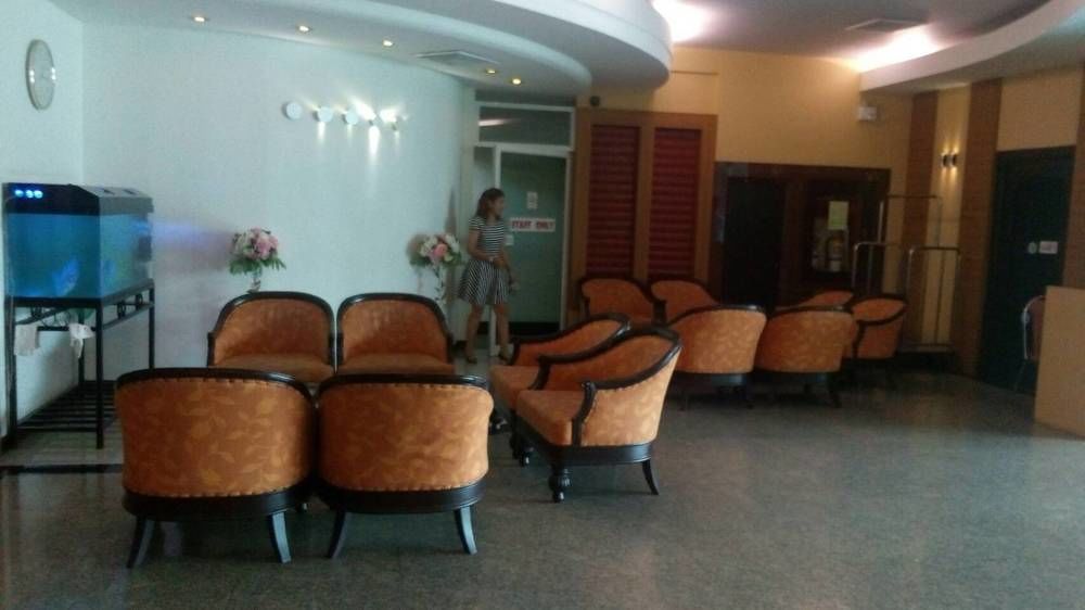 Bp Grand Suite Hotel Hat Yai Dış mekan fotoğraf