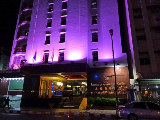 Bp Grand Suite Hotel Hat Yai Dış mekan fotoğraf