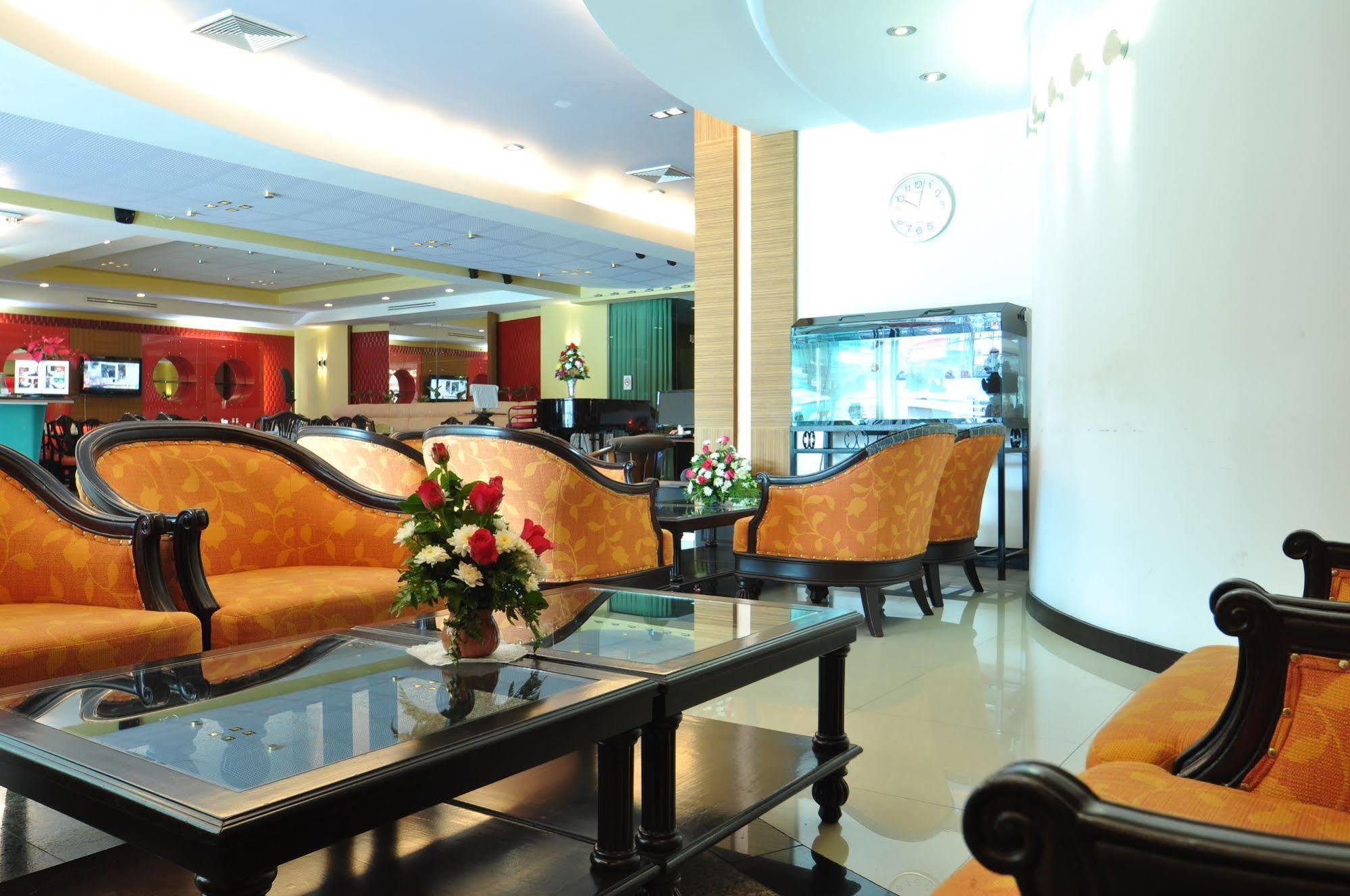 Bp Grand Suite Hotel Hat Yai Dış mekan fotoğraf