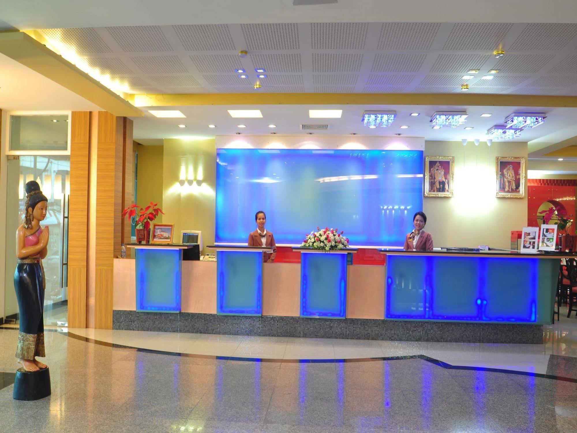 Bp Grand Suite Hotel Hat Yai Dış mekan fotoğraf